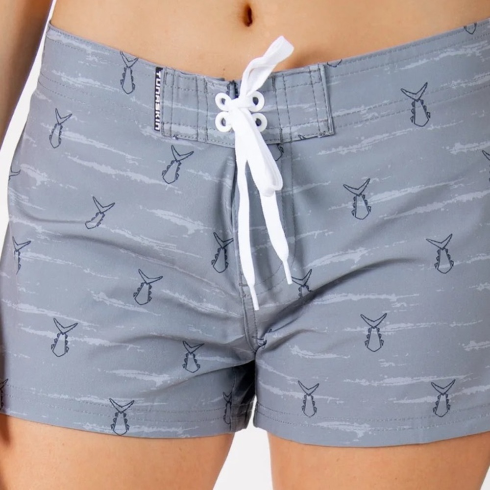 Tunaskin Set Shorts women’s size small NWOT